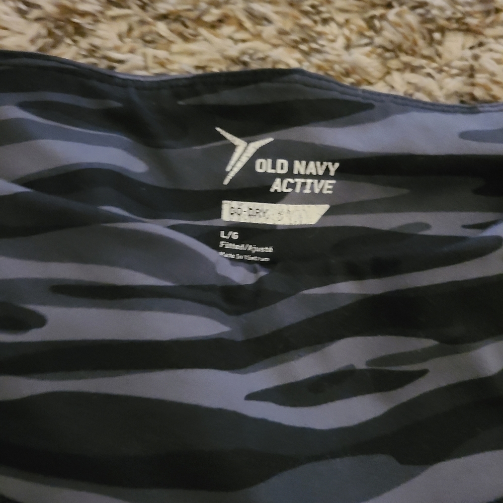 Exercise Capri Pants - Picture 2 of 2